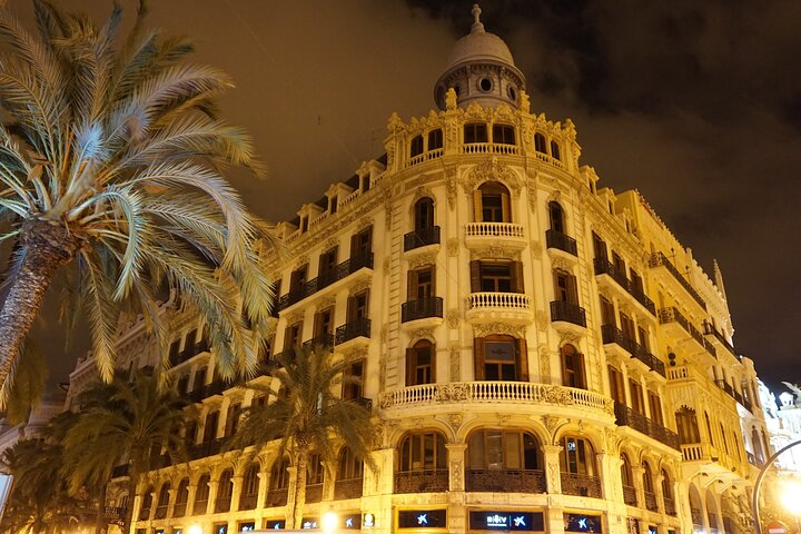 Valencia Discovery Tours team